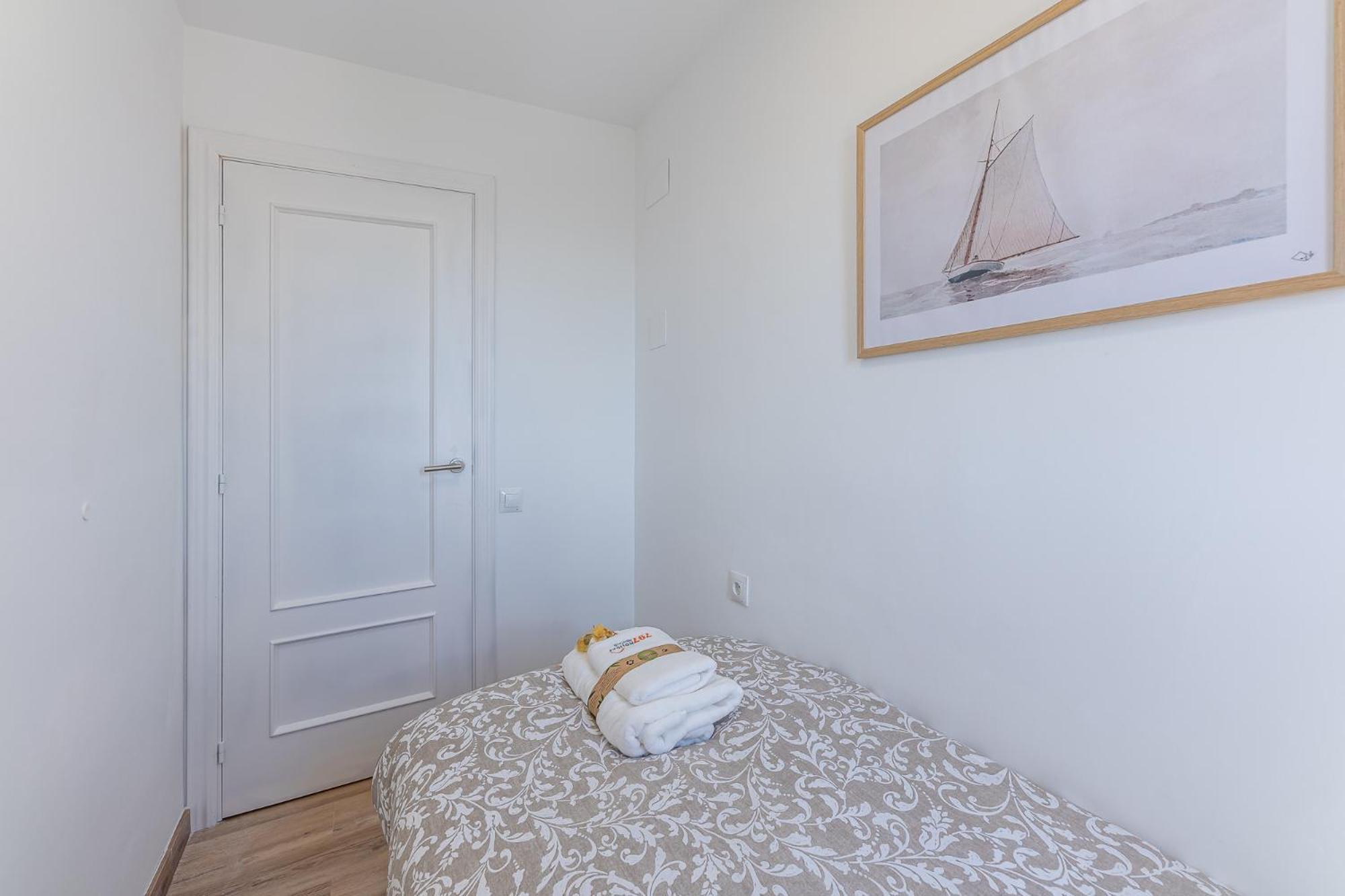 797 Rentals- Renovado Piso Con Hermosas Vistas En Iris Apartamento *