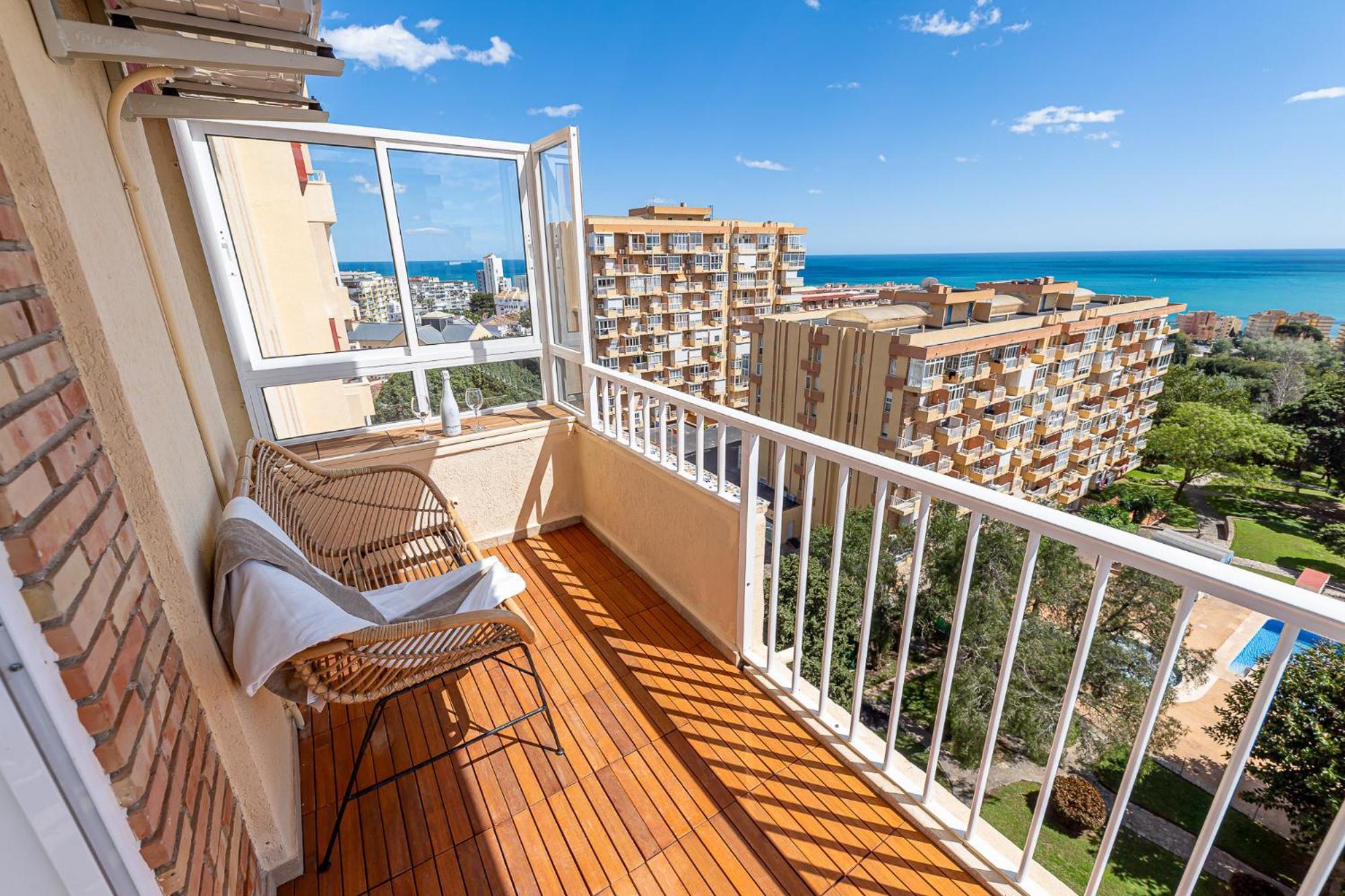 797 Rentals- Renovado Piso Con Hermosas Vistas En Iris Appartement Benalmádena